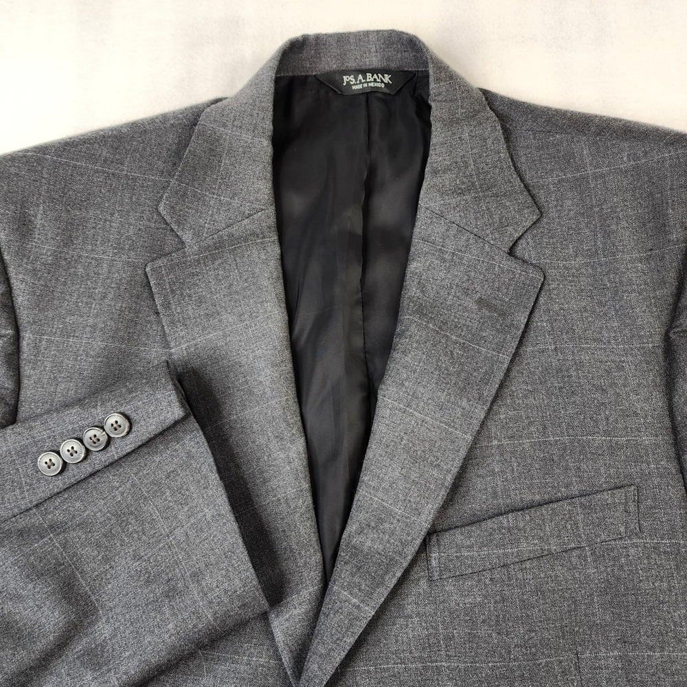 Jos A Bank Traveler Collection 44L Grey Plaid 100% Wool Blazer Sport Coat Mens
